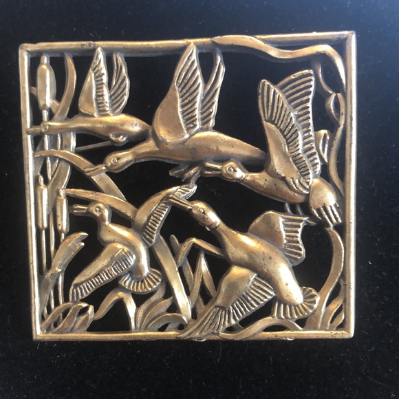Geese Brooch - Picture 2 of 4